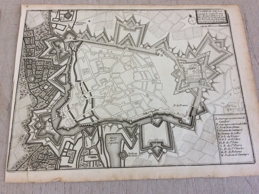 Mapa de la ciudad y fortaleza de Cambrai (Alta Francia, Francia), hacia 1700. Nicolás de Fer